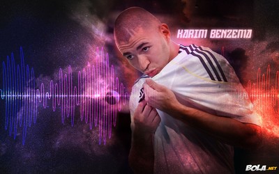 欧盈体育精华-维尼修斯又送助攻帽子戏法